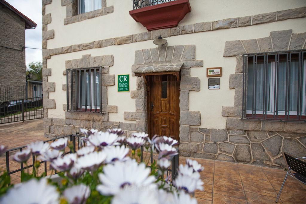 Casa Rural Lagun Etxea Pobes Exteriör bild
